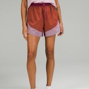 Lululemon Evergreen High Rise women’s athletic short size 12